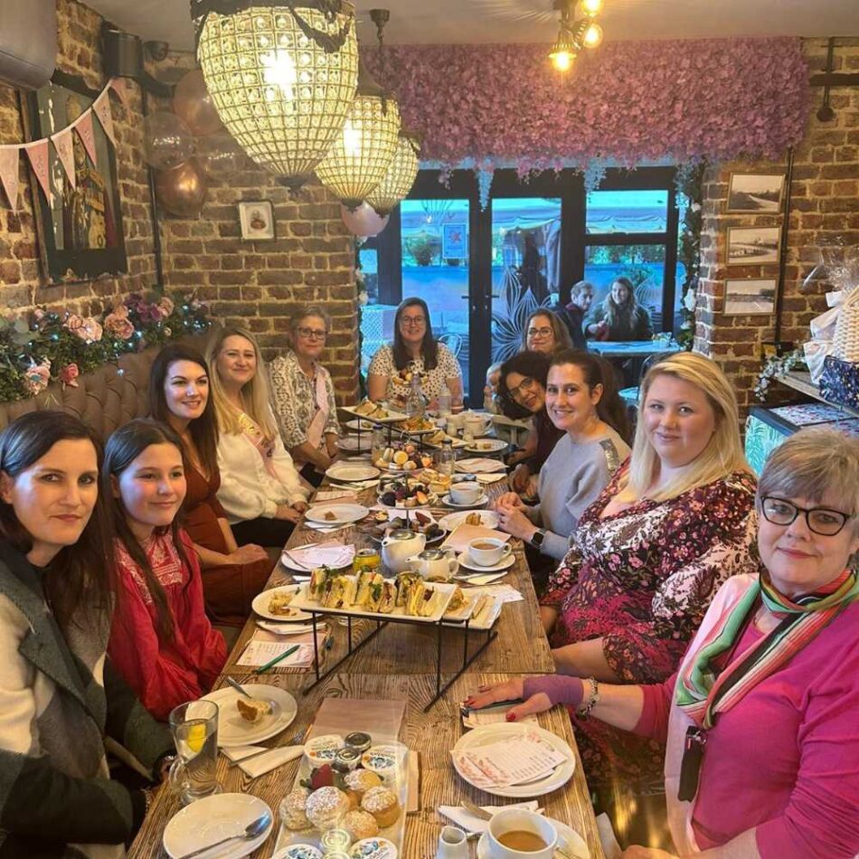 Friend’s Gathering over Tea